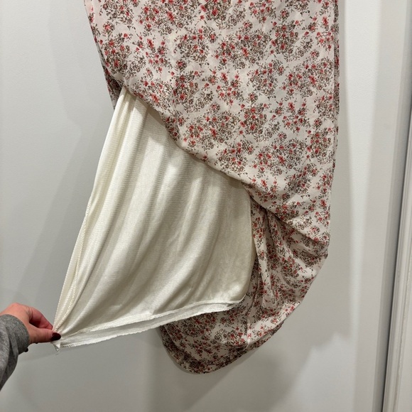 Vintage Cream and Pink Bishop Sleeve Sundress - Picture 8 of 12